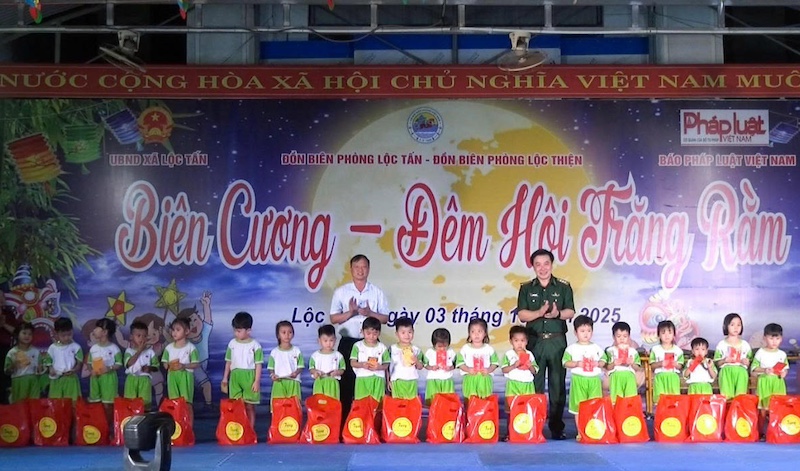 Báo Pháp luật Việt Nam chung tay tổ chức “Biên cương - Đêm hội trăng rằm” tại tỉnh Đồng Nai